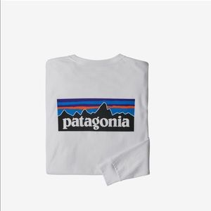 Patagonia men’s long sleeve logo tee (XL)